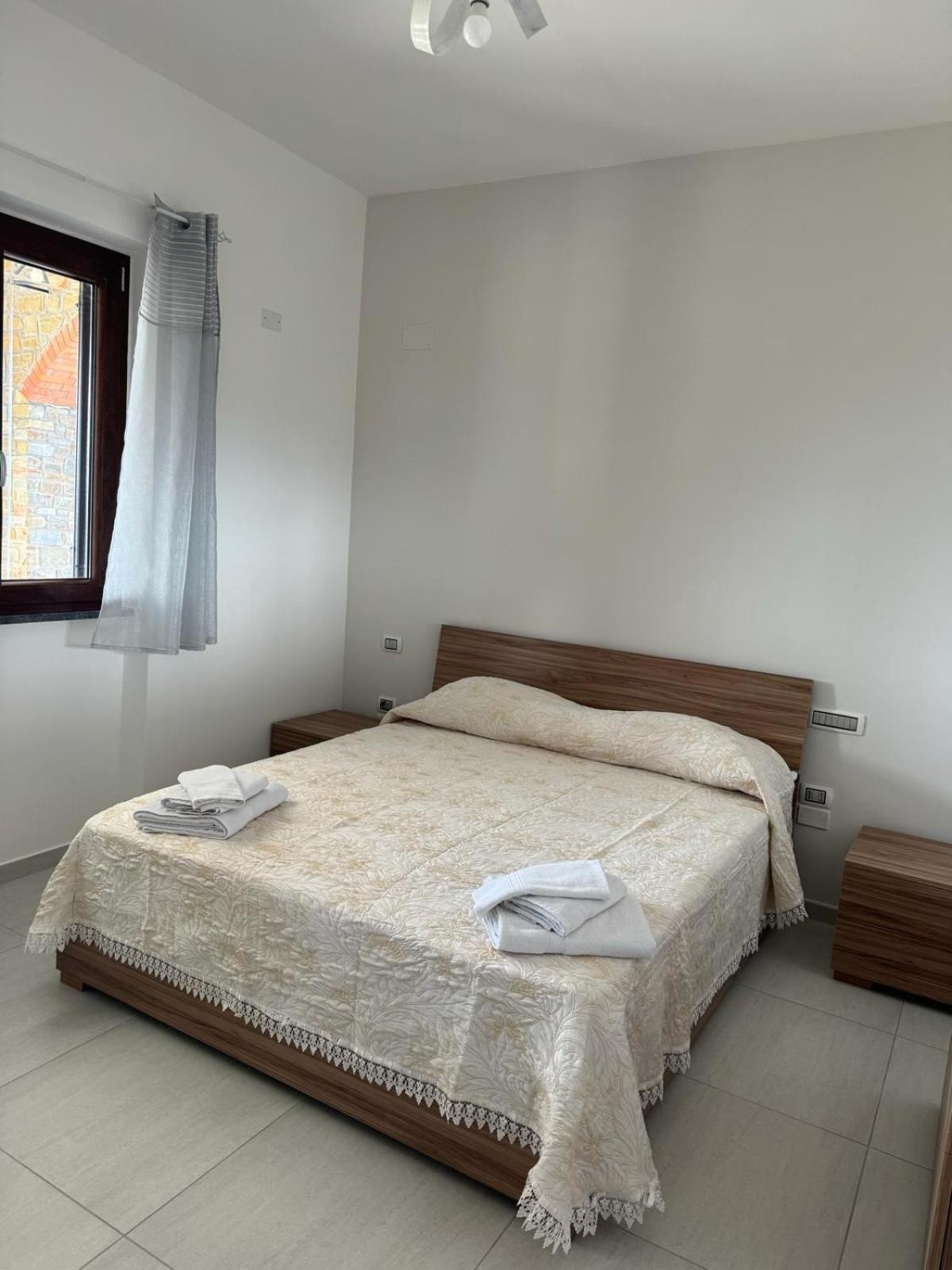 فندق Casa Iris كاستيلاباتي المظهر الخارجي الصورة